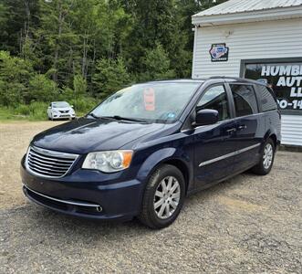 2013 Chrysler Town and Country Touring   - Photo 4 - Gilmanton, NH 03237