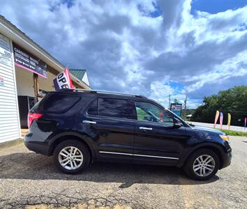 2014 Ford Explorer XLT   - Photo 8 - Gilmanton, NH 03237