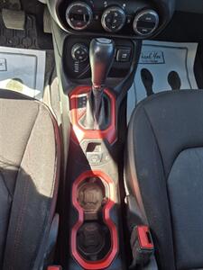 2015 Jeep Renegade Trailhawk   - Photo 13 - Gilmanton, NH 03237