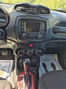 2015 Jeep Renegade Trailhawk   - Photo 12 - Gilmanton, NH 03237