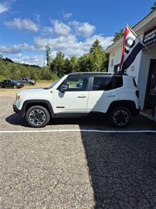 2015 Jeep Renegade Trailhawk   - Photo 4 - Gilmanton, NH 03237