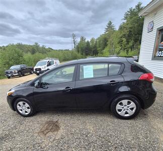2017 Kia Forte5 LX Plus   - Photo 4 - Gilmanton, NH 03237