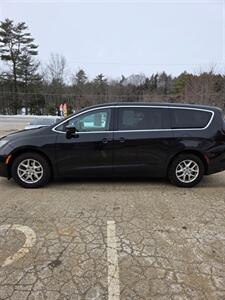 2017 Chrysler Pacifica Touring - Photo 4 - Gilmanton, NH 03237