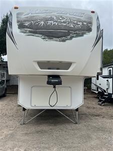 2013 KEYSTONE ALPINE 3535RE - Photo 24 - Knightdale, NC 27545