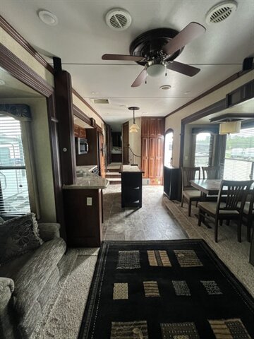 2013 KEYSTONE ALPINE 3535RE - Photo 20 - Knightdale, NC 27545