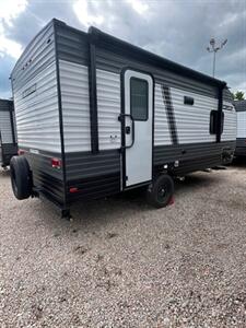 2025 SUNSET PARK SUNLITE 19RBLTD