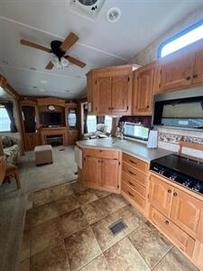 2009 Forest River Cedar Creek 34SATS   - Photo 19 - Knightdale, NC 27545