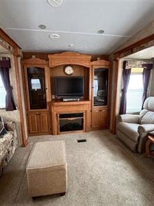 2009 Forest River Cedar Creek 34SATS   - Photo 11 - Knightdale, NC 27545