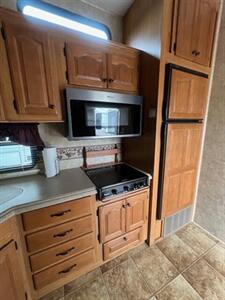 2009 Forest River Cedar Creek 34SATS   - Photo 18 - Knightdale, NC 27545