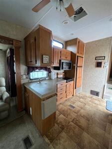 2009 Forest River Cedar Creek 34SATS   - Photo 17 - Knightdale, NC 27545