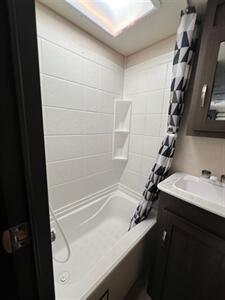 2018 FOREST RIVER WILDWOOD 201BHXL   - Photo 22 - Knightdale, NC 27545