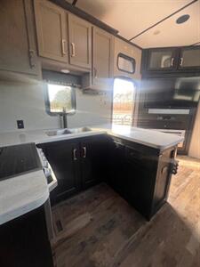 2019 KEYSTONE FUZION   - Photo 17 - Knightdale, NC 27545