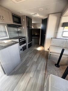 2022 TRACER 24DBS 24DBS   - Photo 20 - Knightdale, NC 27545