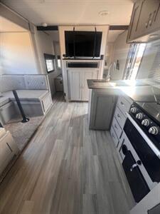 2022 TRACER 24DBS 24DBS   - Photo 19 - Knightdale, NC 27545