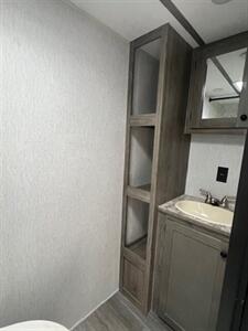 2025 SUNSET PARK SUNLITE 19RBLTD   - Photo 16 - Knightdale, NC 27545