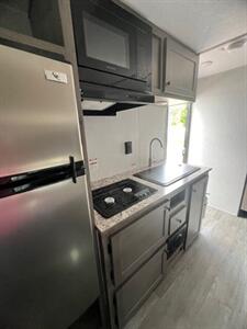 2025 SUNSET PARK SUNLITE 19BHLTD   - Photo 10 - Knightdale, NC 27545
