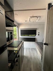 2026 SUNSET PARK SUNLITE 15MBX   - Photo 24 - Knightdale, NC 27545
