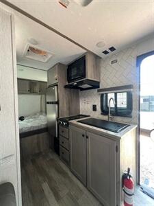 2026 SUNSET PARK SUNLITE 15MBX   - Photo 16 - Knightdale, NC 27545