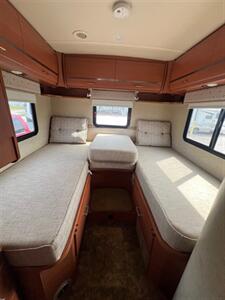 2014 ITASCA NAVION IQ MBS SERIES 24V   - Photo 26 - Knightdale, NC 27545