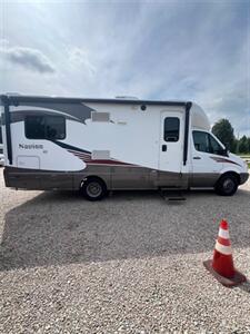 2014 ITASCA NAVION IQ MBS SERIES 24V   - Photo 4 - Knightdale, NC 27545