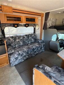 2005 JAYCO GREYHAWK 30GS   - Photo 23 - Knightdale, NC 27545