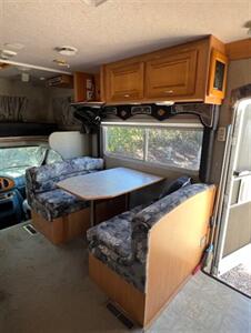 2005 JAYCO GREYHAWK 30GS   - Photo 24 - Knightdale, NC 27545