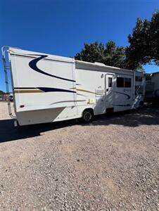 2005 JAYCO GREYHAWK 30GS   - Photo 4 - Knightdale, NC 27545