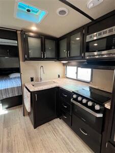 2018 GRAND DESIGN IMAGINE 2800 BH   - Photo 7 - Knightdale, NC 27545