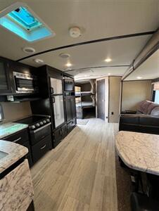2018 GRAND DESIGN IMAGINE 2800 BH   - Photo 23 - Knightdale, NC 27545