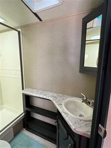 2018 GRAND DESIGN IMAGINE 2800 BH   - Photo 16 - Knightdale, NC 27545