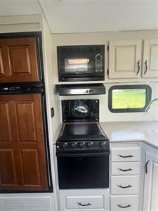 2016 OUTDOORS RV WIND RIVER 250-RLSW   - Photo 22 - Knightdale, NC 27545
