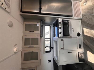 2022 Forest River WILDWOOD PLATINUM FSX 26RTX - Photo 2 - Knightdale, NC 27545
