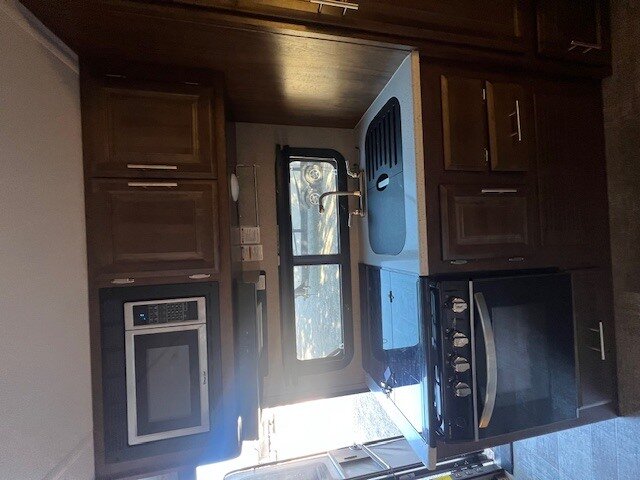 2021 ROCKWOOD ROO 233S - Photo 22 - Knightdale, NC 27545