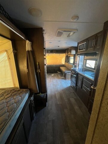 2021 ROCKWOOD ROO 233S - Photo 11 - Knightdale, NC 27545