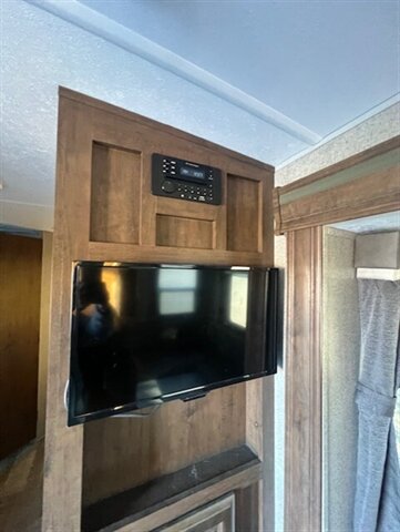 2021 ROCKWOOD ROO 233S - Photo 15 - Knightdale, NC 27545