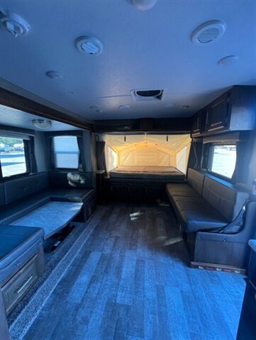 2021 ROCKWOOD ROO 233S - Photo 9 - Knightdale, NC 27545