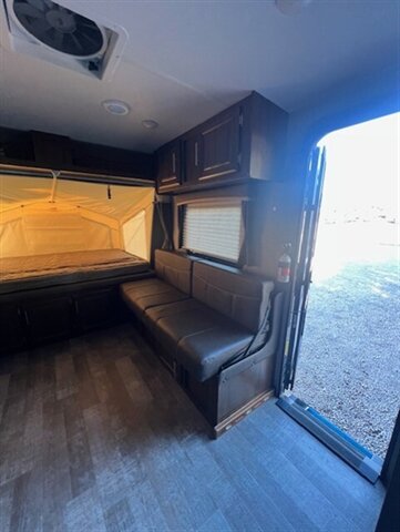 2021 ROCKWOOD ROO 233S - Photo 18 - Knightdale, NC 27545