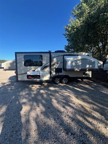 2021 ROCKWOOD ROO 233S - Photo 6 - Knightdale, NC 27545