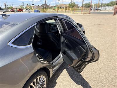 2018 Toyota Avalon Limited - Photo 11 - Albuquerque, NM 87107