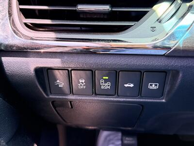 2018 Toyota Avalon Limited - Photo 14 - Albuquerque, NM 87107