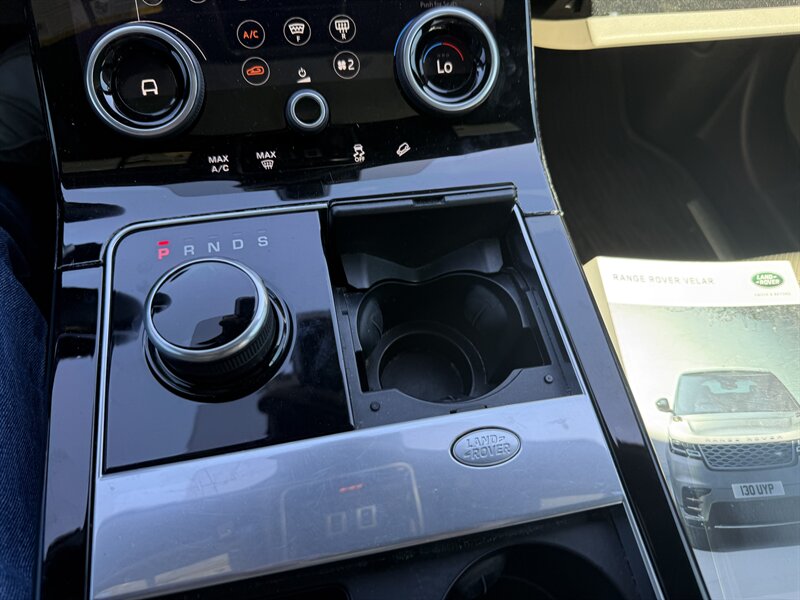 2018 Land Rover Range Rover Velar R-Dynamic SE photo 36
