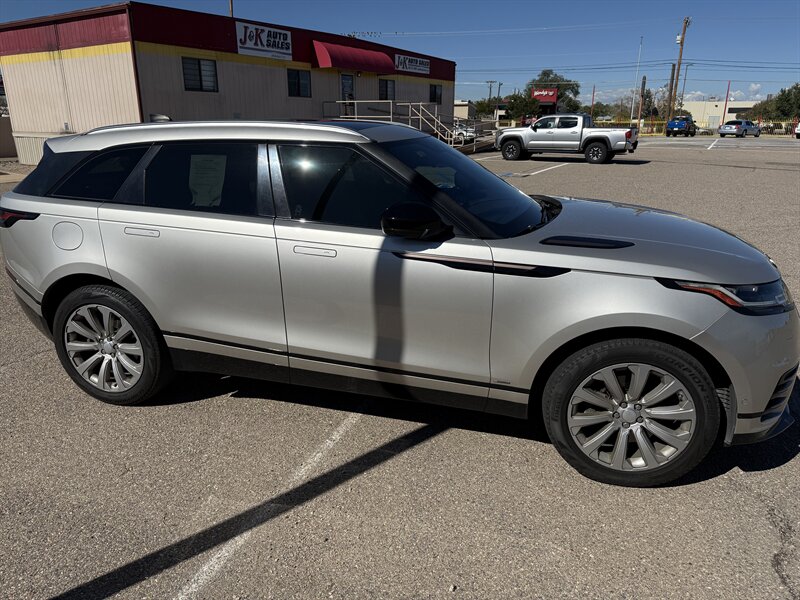 2018 Land Rover Range Rover Velar R-Dynamic SE photo 6