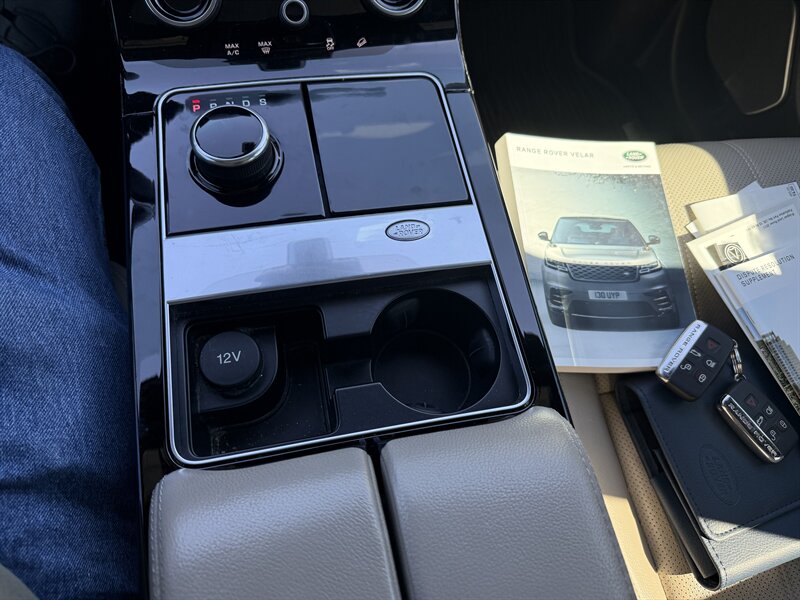 2018 Land Rover Range Rover Velar R-Dynamic SE photo 37