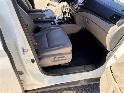 2018 Honda Ridgeline RTL-T   - Photo 21 - Albuquerque, NM 87107