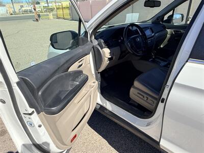 2018 Honda Ridgeline RTL-T   - Photo 9 - Albuquerque, NM 87107