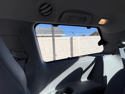 2015 Toyota Sienna XLE Premium 7-Passenger - Photo 16 - Albuquerque, NM 87107
