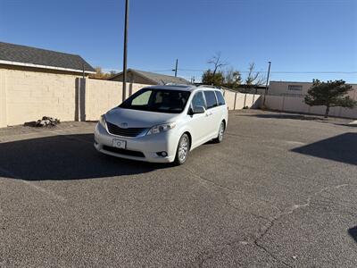 2015 Toyota Sienna XLE Premium 7-Passenger - Photo 1 - Albuquerque, NM 87107