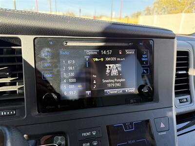 2015 Toyota Sienna XLE Premium 7-Passenger - Photo 30 - Albuquerque, NM 87107