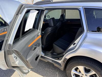 2013 Subaru Outback 3.6R Limited   - Photo 11 - Albuquerque, NM 87107