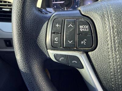 2020 Toyota Sienna LE 7-Passenger   - Photo 44 - Albuquerque, NM 87107